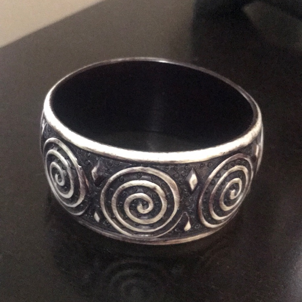 Silver beautiful bracelet